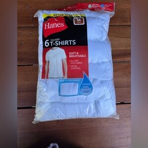 Hanes Classic White Crewneck T-Shirts Size M NWT